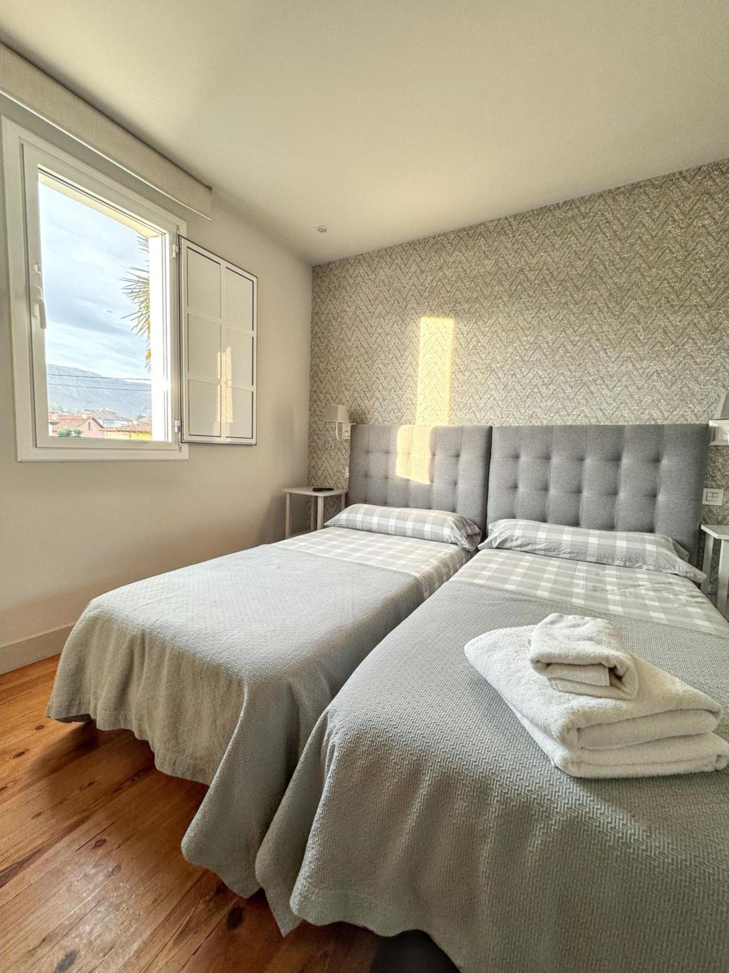 Beautiful Holiday Home In Po De Llanes With Sea View 외부 사진